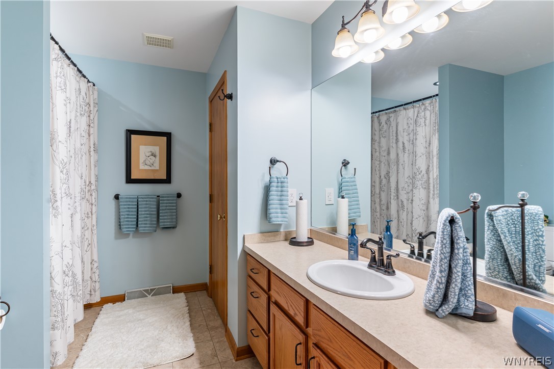 27 Eagle Terrace Lancaster, NY 14043 - Photo 21 of 45