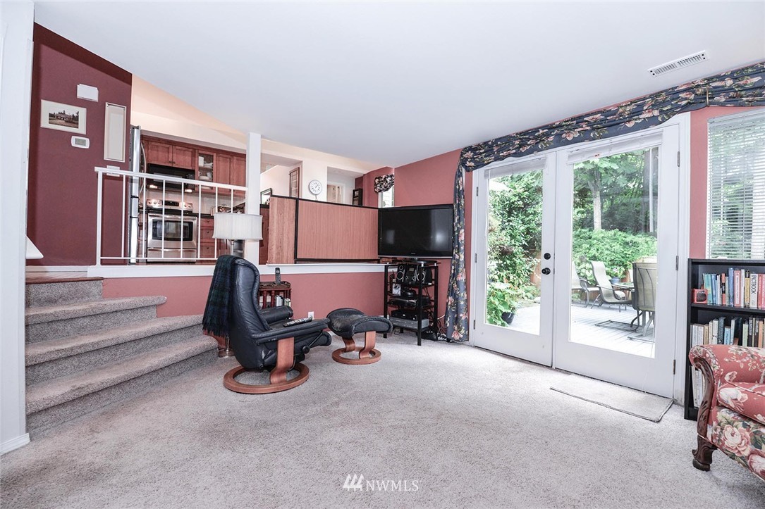 11721 Northeast 165th Place Bothell, WA 98011 - Photo 14 of 25 Gallery Image 14