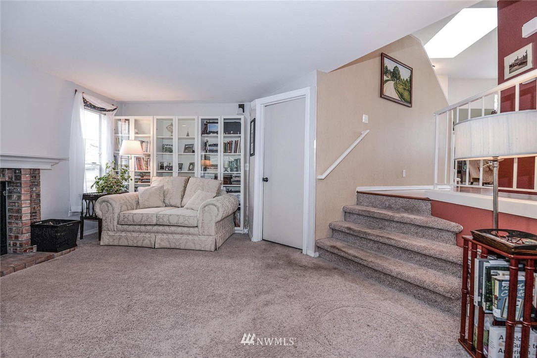 11721 Northeast 165th Place Bothell, WA 98011 - Photo 15 of 25 Gallery Image 15