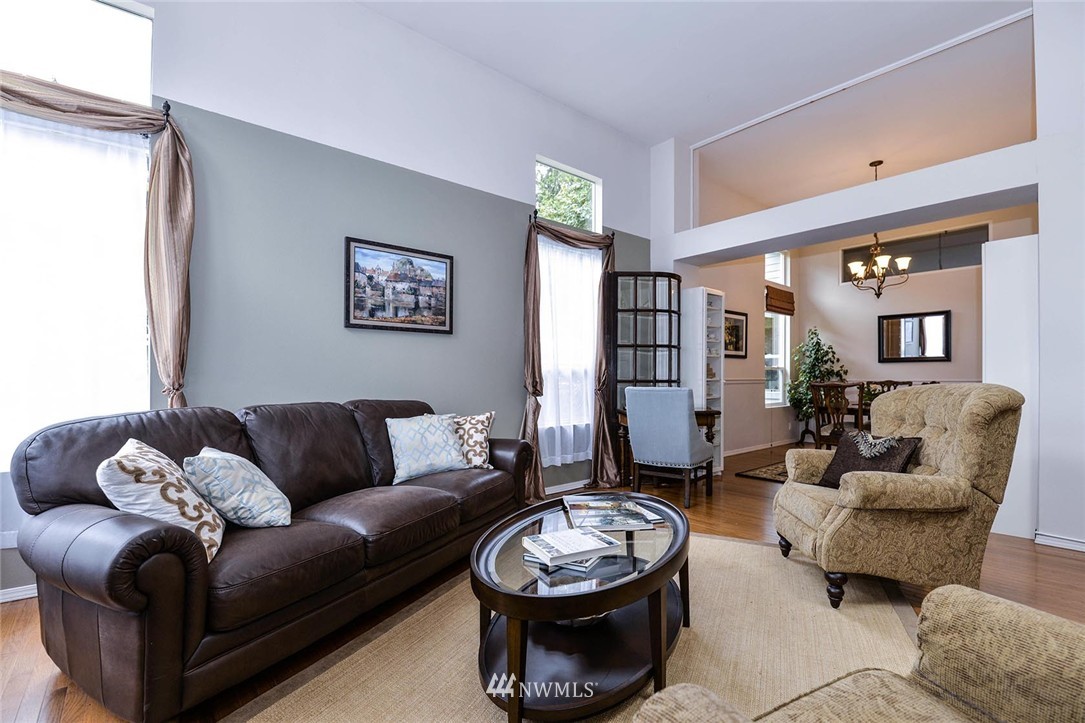 11721 Northeast 165th Place Bothell, WA 98011 - Photo 3 of 25 Gallery Image 3