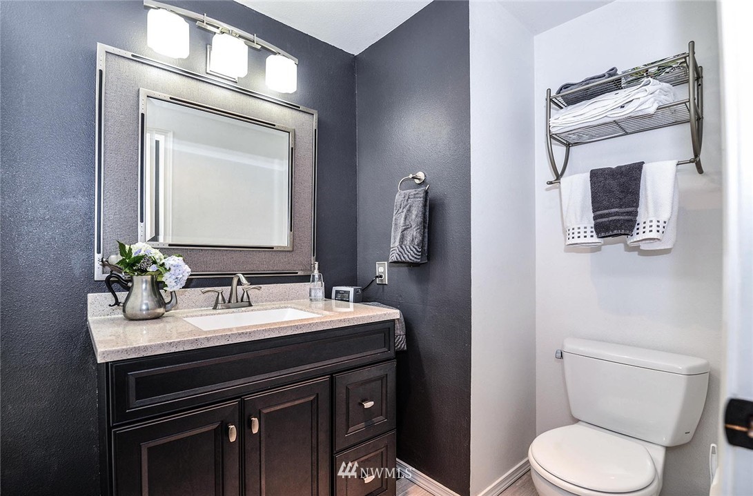 11721 Northeast 165th Place Bothell, WA 98011 - Photo 21 of 25 Gallery Image 21