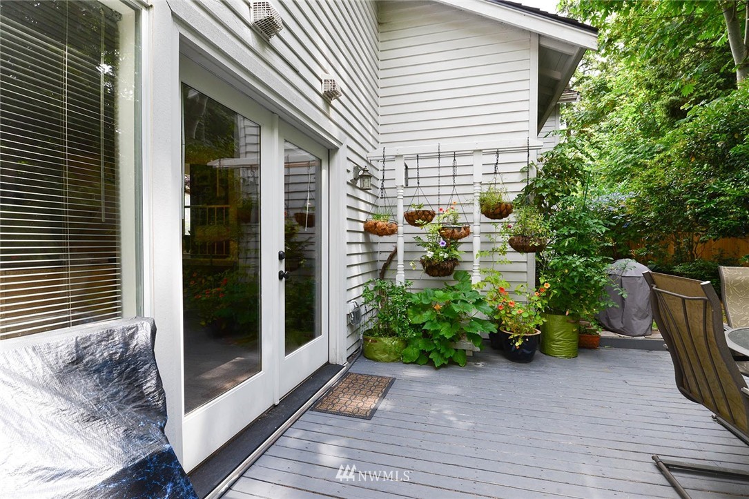 11721 Northeast 165th Place Bothell, WA 98011 - Photo 23 of 25 Gallery Image 23