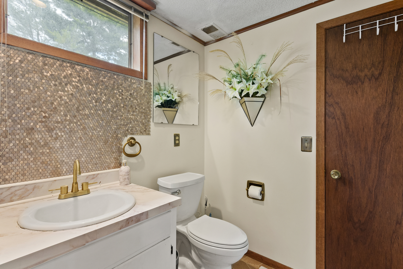 3726 Ridgewood Drive Davenport, IA 52807 - Photo 37 of 58