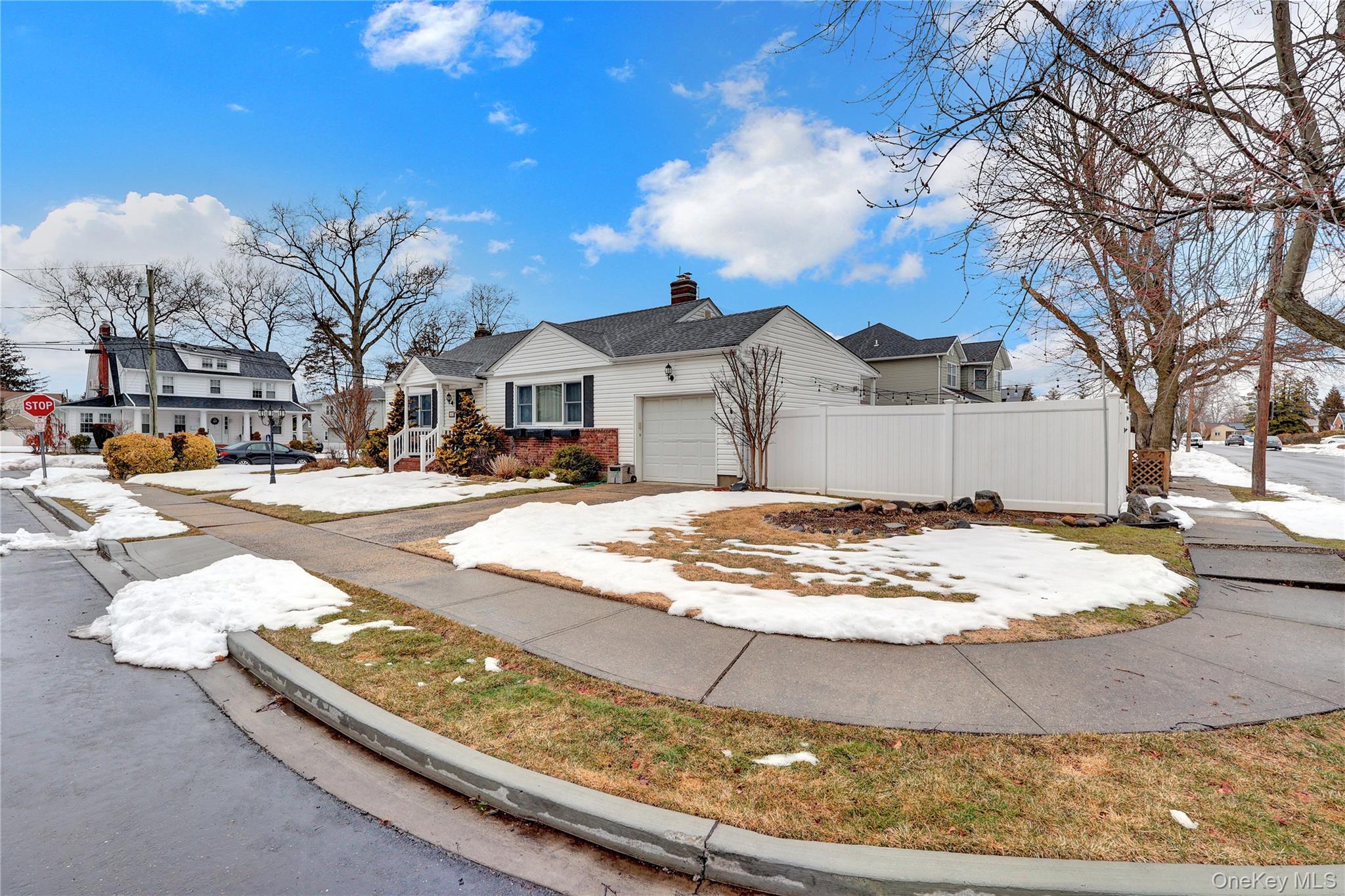 2642 Clovermere Road Oceanside, NY 11572 - Photo 22 of 27