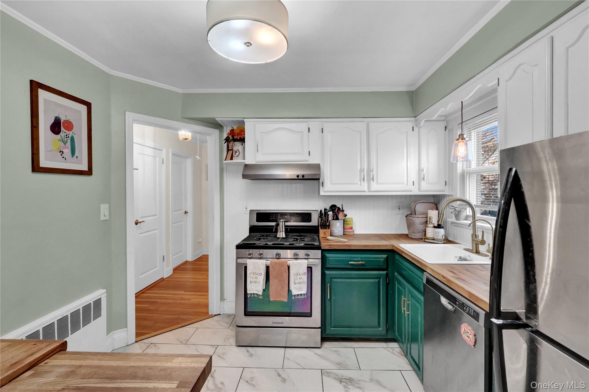 2642 Clovermere Road Oceanside, NY 11572 - Photo 10 of 27