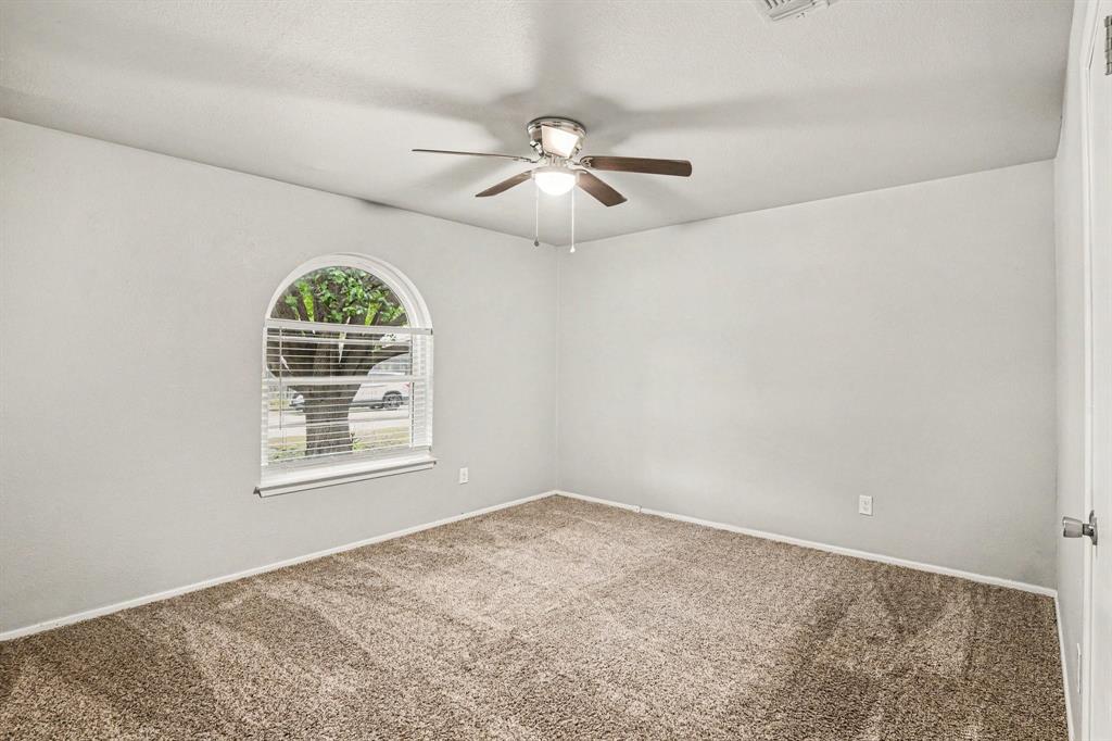 902 Kerry Street Benbrook, TX 76126 - Photo 11 of 16