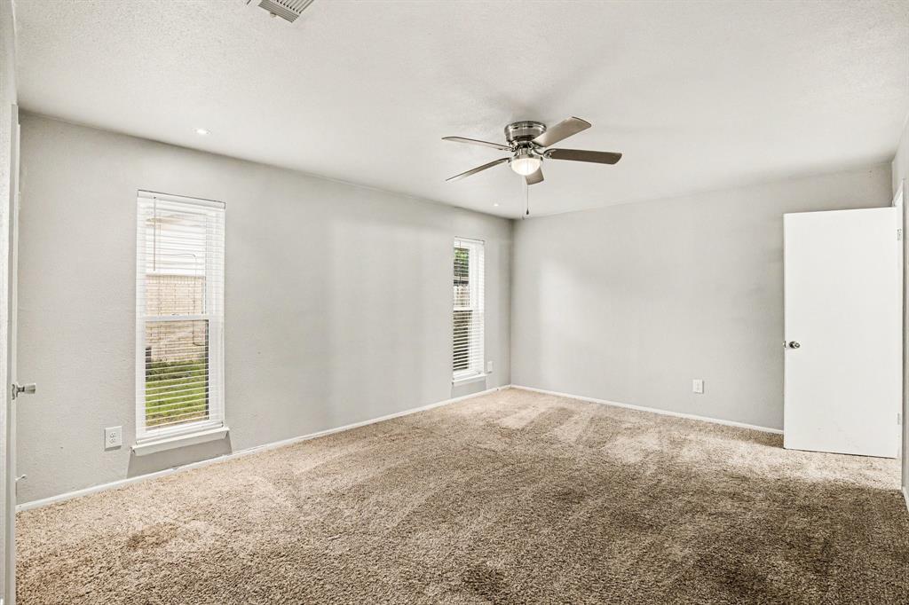 902 Kerry Street Benbrook, TX 76126 - Photo 8 of 16