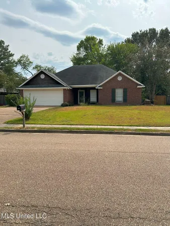 $269,100 | 228 Farmers Row, Madison, MS 39110