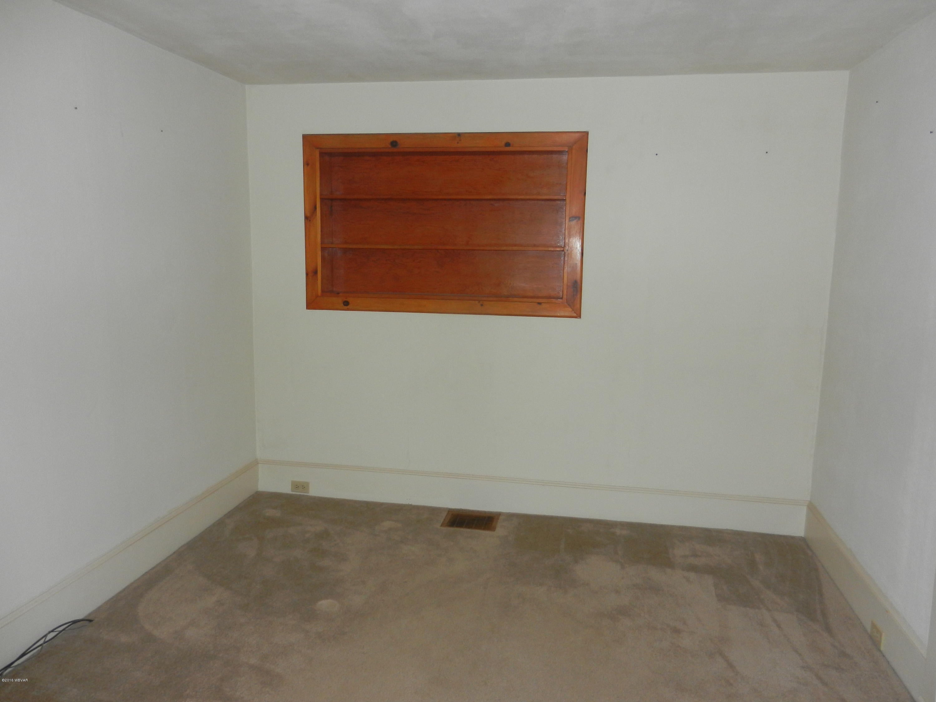903 Canoe Run Road Jersey Shore, PA 17740 - Photo 15 of 19 Living Room