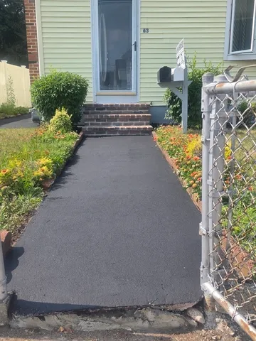 $2,250 | 63 Oak Street, Unit 1, Taunton, MA 02780