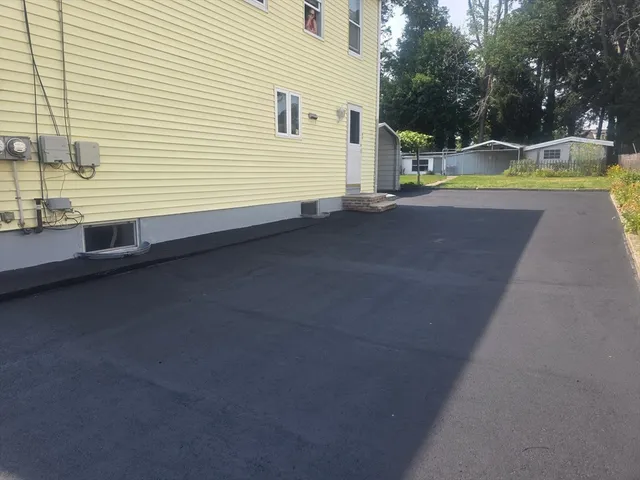 $2,250 | 63 Oak Street, Unit 1, Taunton, MA 02780