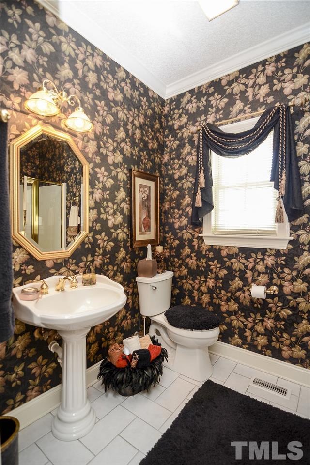 88 Pondfield Road Princeton, NC 27569 - Photo 13 of 25 Gallery Image 13