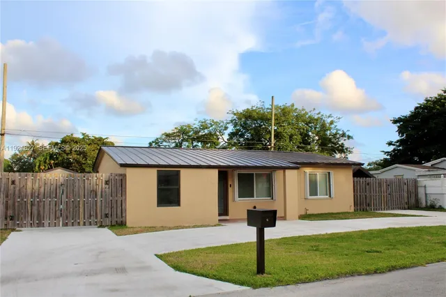 $440,000 | 1715 North 59th Avenue, Hollywood, FL 33021