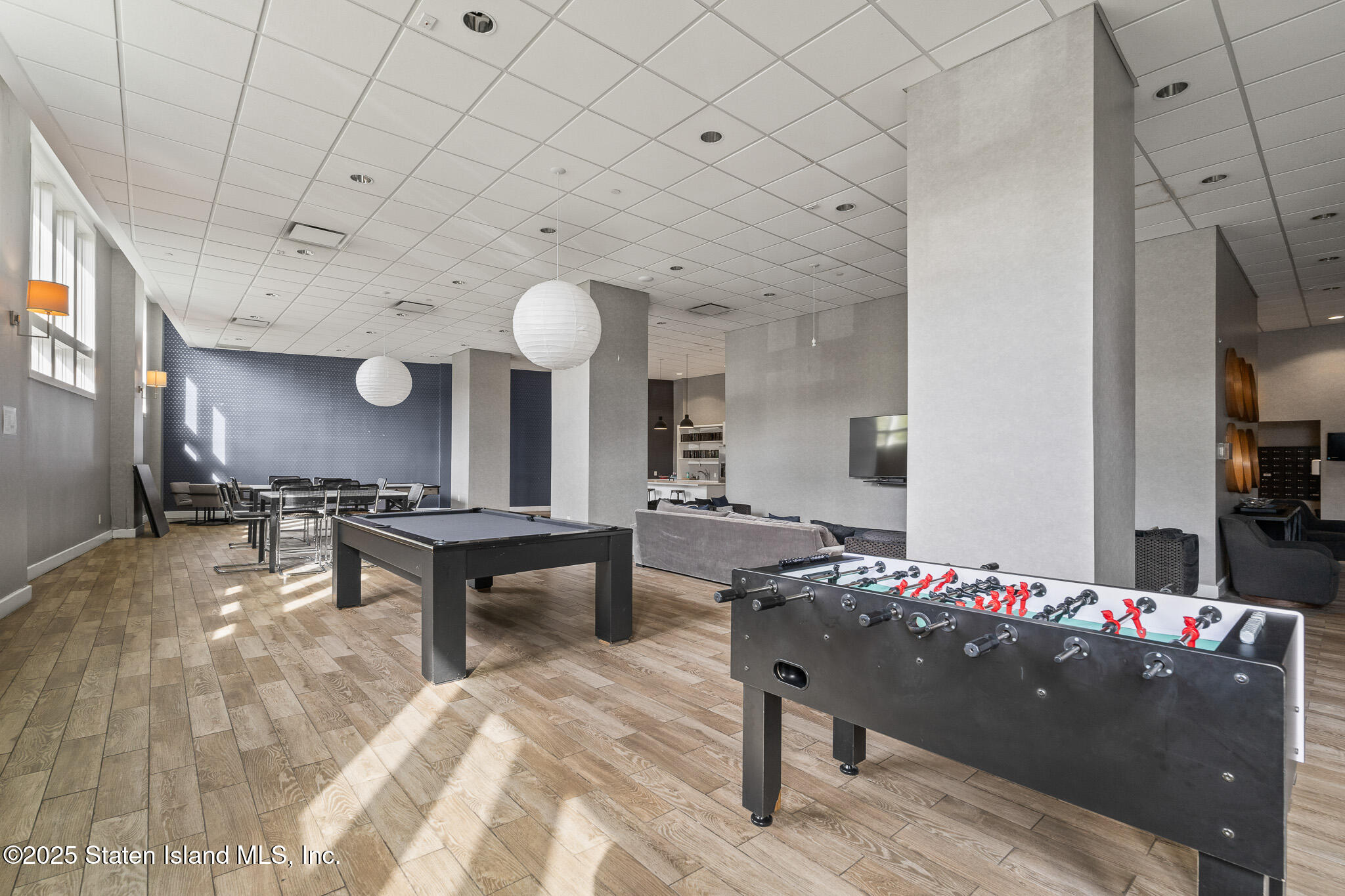 90 Bay Street Landing, Unit 1F Staten Island, NY 10301 - Photo 49 of 55 a living room with furniture