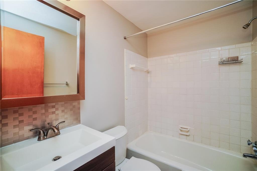 614 Fort Couch Road Pittsburgh, PA 15241 - Photo 12 of 15