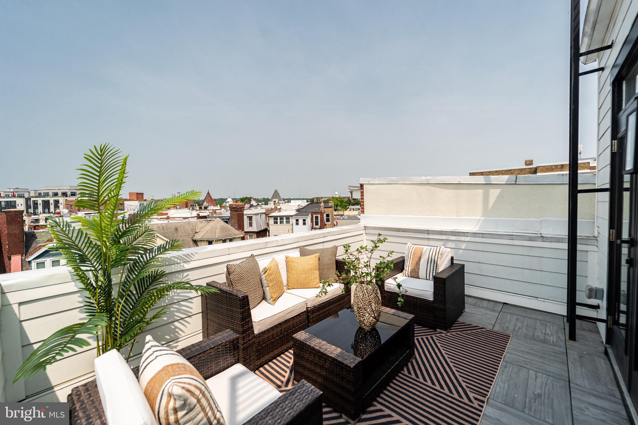 2517 Ontario Road Northwest, Unit PH8 Washington, DC 20009 - Photo 31 of 41