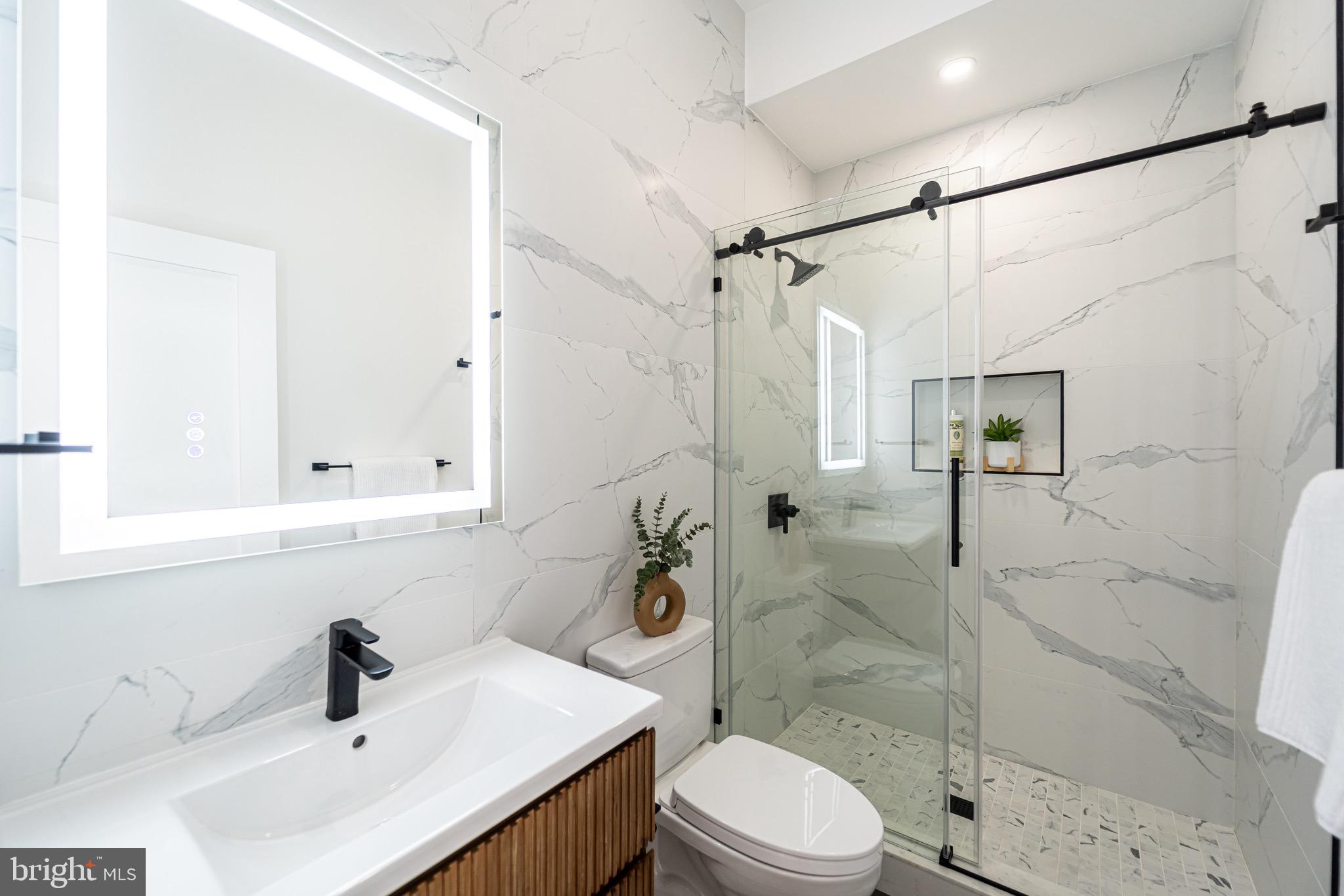 2517 Ontario Road Northwest, Unit PH8 Washington, DC 20009 - Photo 40 of 41