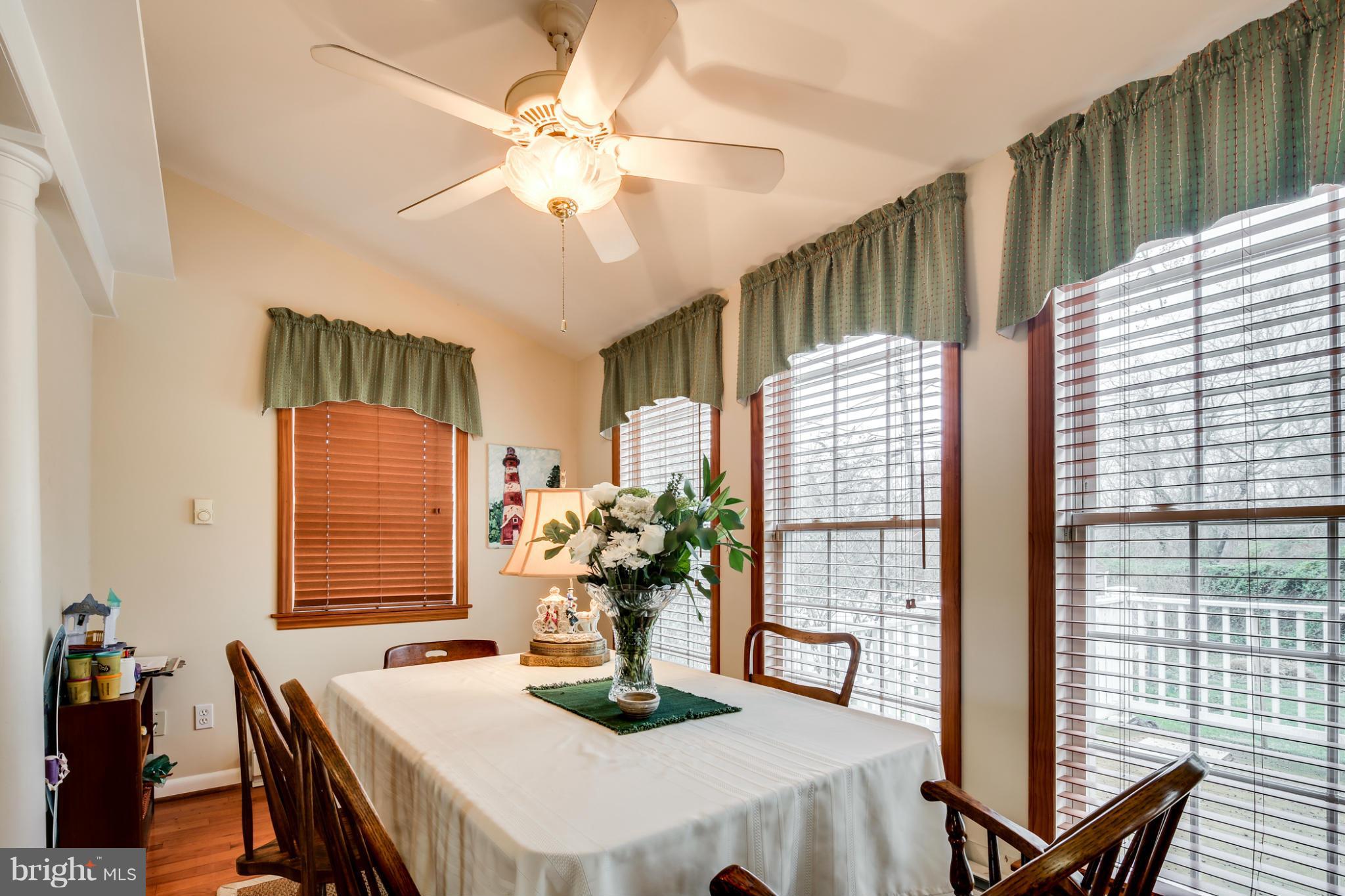 732 Warwick Road Baltimore, MD 21229 - Photo 7 of 30 a dining room with furniture and window