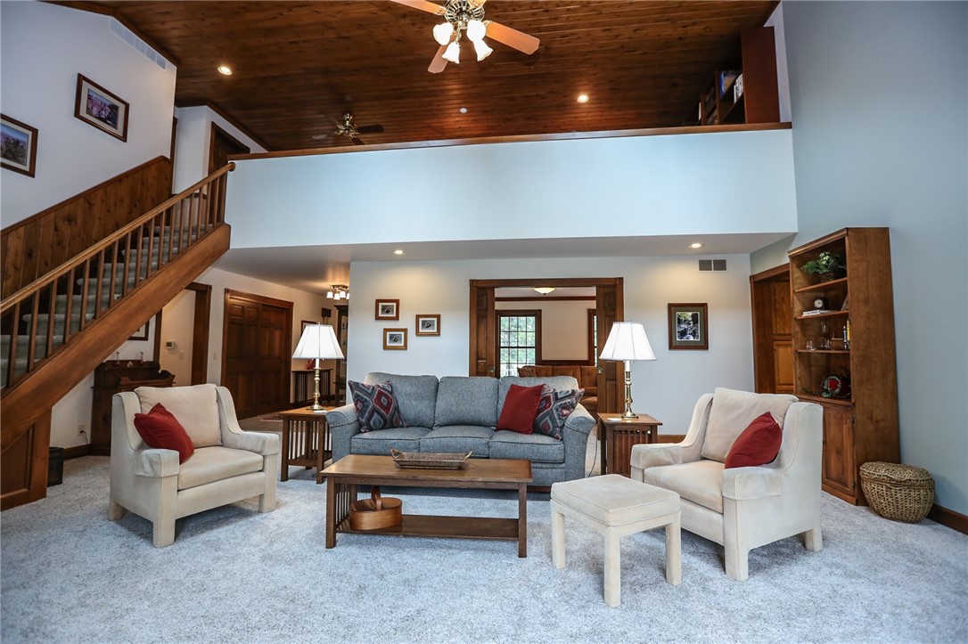 204 Semmel Road Mendon, NY 14472 - Photo 12 of 50