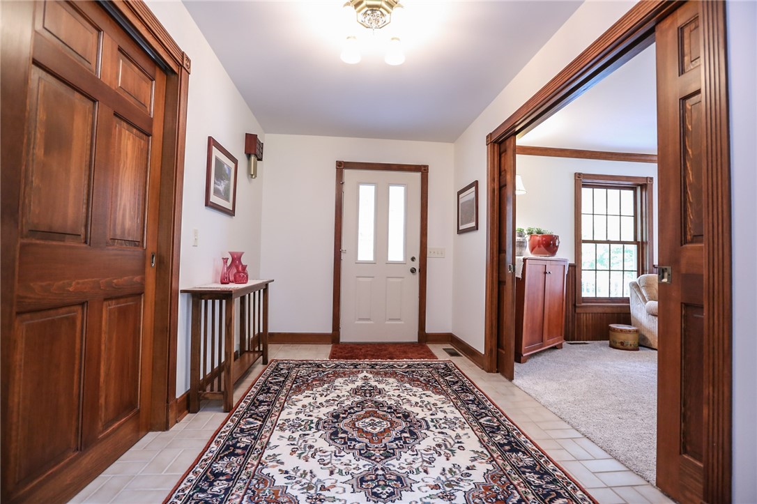 204 Semmel Road Mendon, NY 14472 - Photo 4 of 50