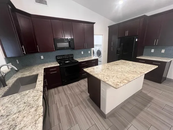 $2,400 | 1136 East San Tan Drive, Gilbert, AZ 85296