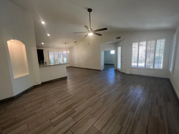 $2,400 | 1136 East San Tan Drive, Gilbert, AZ 85296