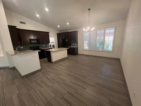 $2,400 | 1136 East San Tan Drive, Gilbert, AZ 85296