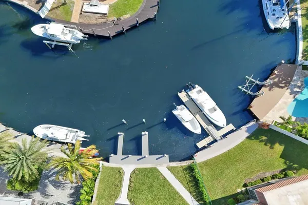 $500 | 840 Southeast 22nd Avenue, Pompano Beach, FL 33062