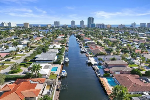 $500 | 840 Southeast 22nd Avenue, Pompano Beach, FL 33062