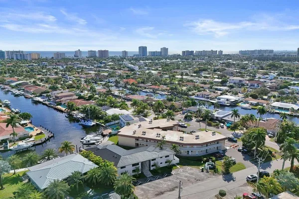 $500 | 840 Southeast 22nd Avenue, Pompano Beach, FL 33062