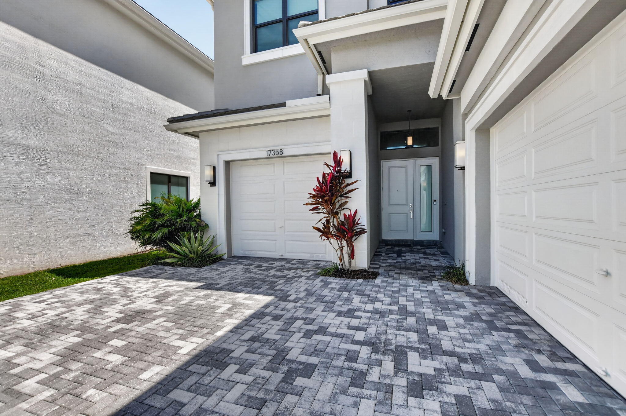 17358 Santaluce Manor Boca Raton, FL 33496 - Photo 3 of 71 7-web-or-mls-DSC_6495