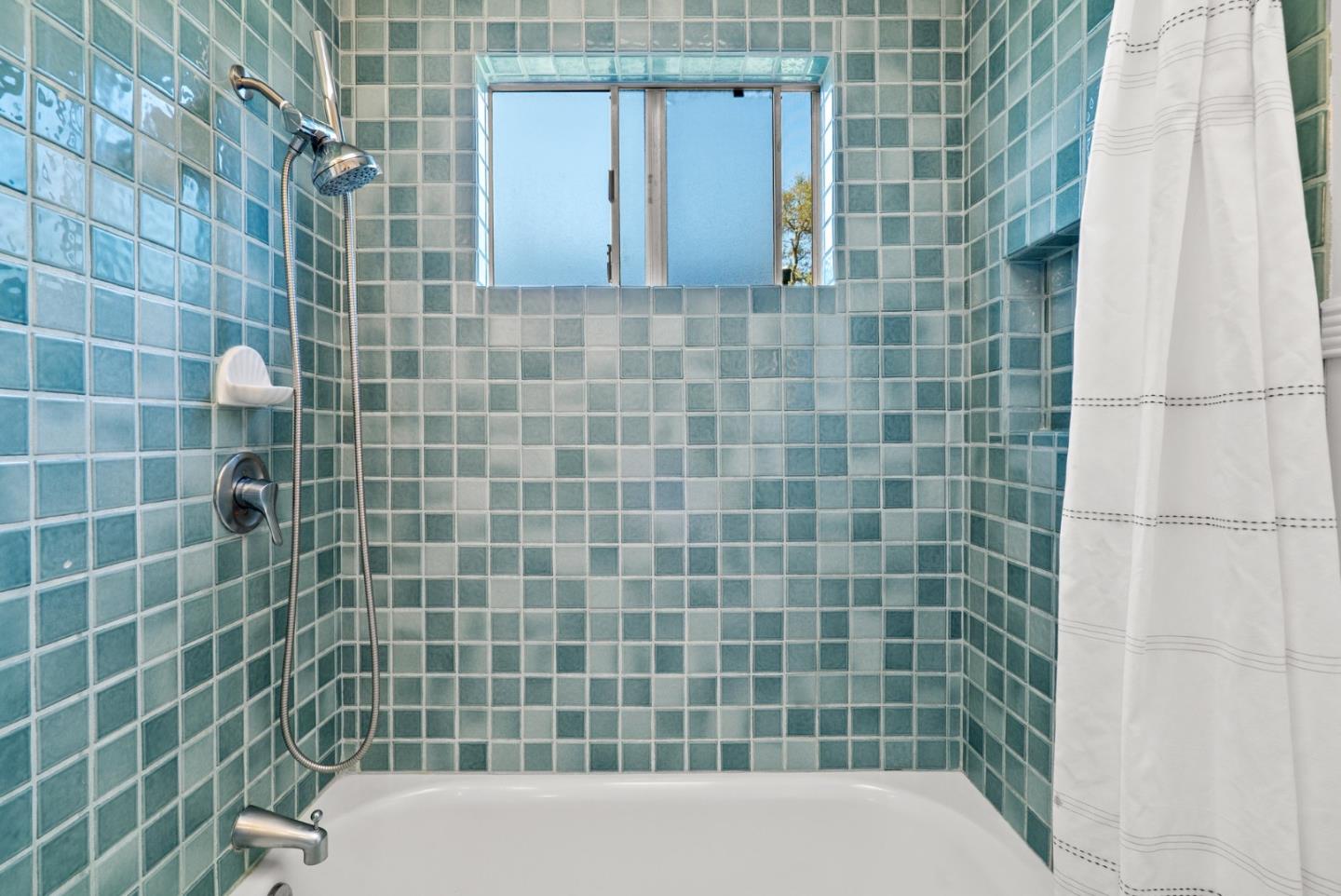 3407 Maplethorpe Lane Soquel, CA 95073 - Photo 26 of 52 a bathroom with a shower
