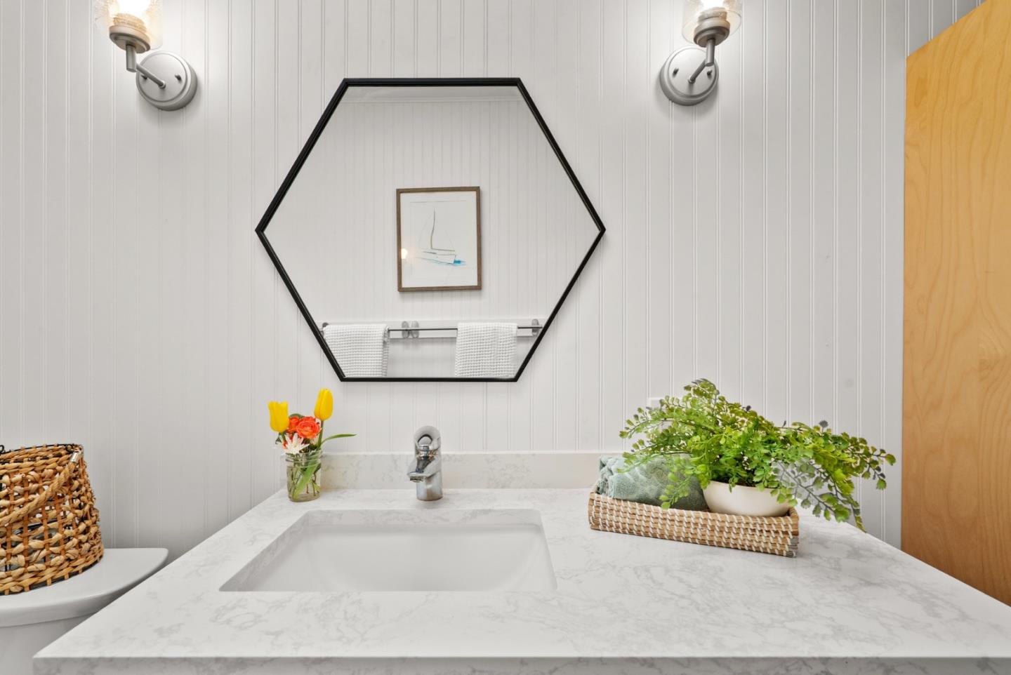 3407 Maplethorpe Lane Soquel, CA 95073 - Photo 30 of 52 a view of entryway with elevator