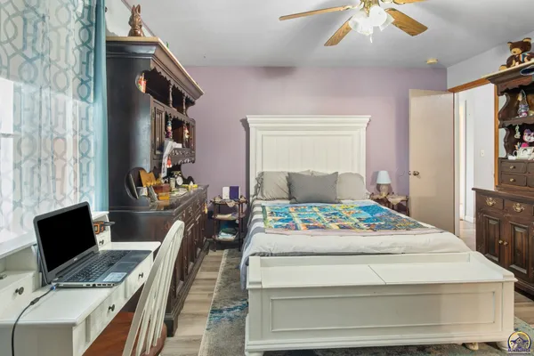 $310,000 | 1545 E Street, Osage City, KS 66523
