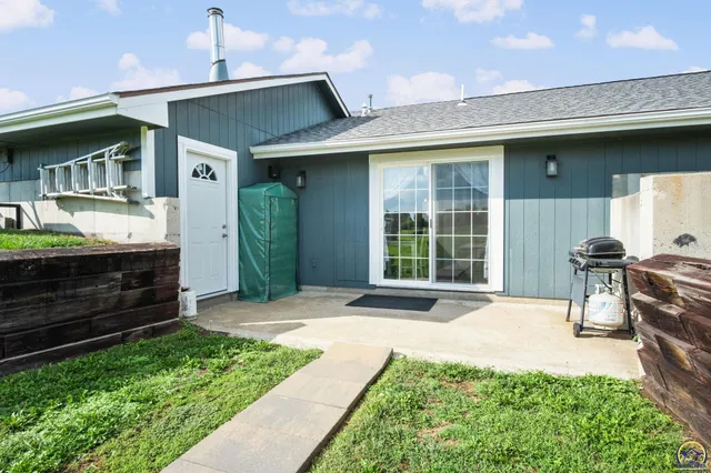 $305,000 | 1545 E Street, Osage City, KS 66523