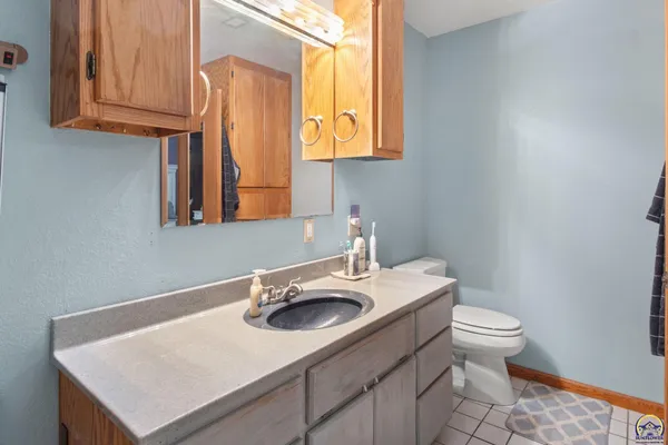 $310,000 | 1545 E Street, Osage City, KS 66523