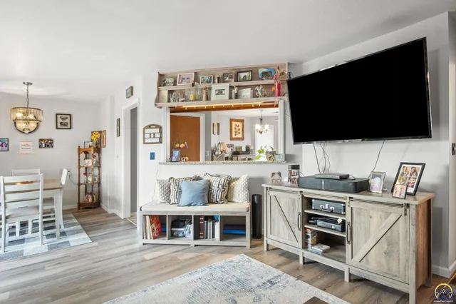 $305,000 | 1545 E Street, Osage City, KS 66523