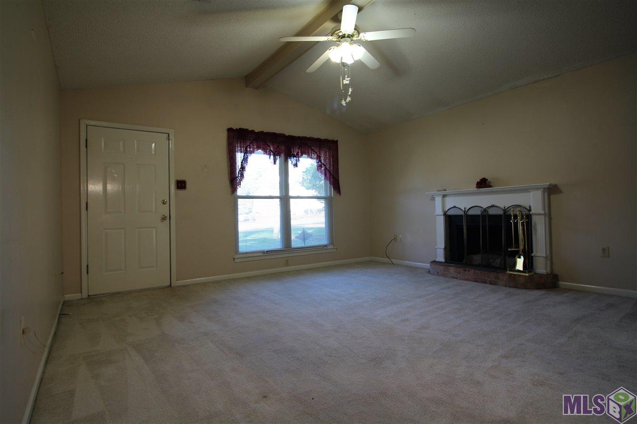 16054 South Harrells Ferry Road Baton Rouge, LA 70816 - Photo 3 of 12 Gallery Image 3