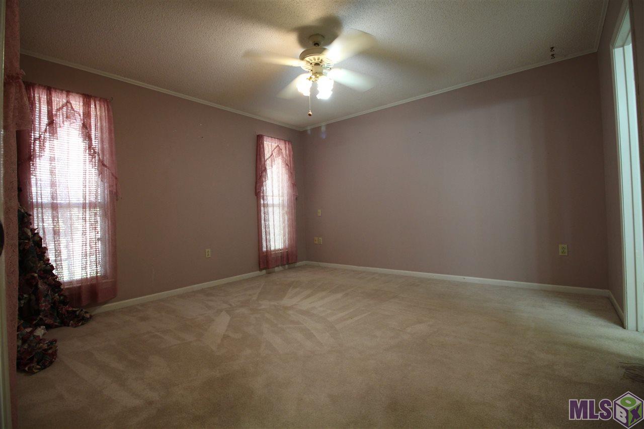 16054 South Harrells Ferry Road Baton Rouge, LA 70816 - Photo 5 of 12 Gallery Image 5