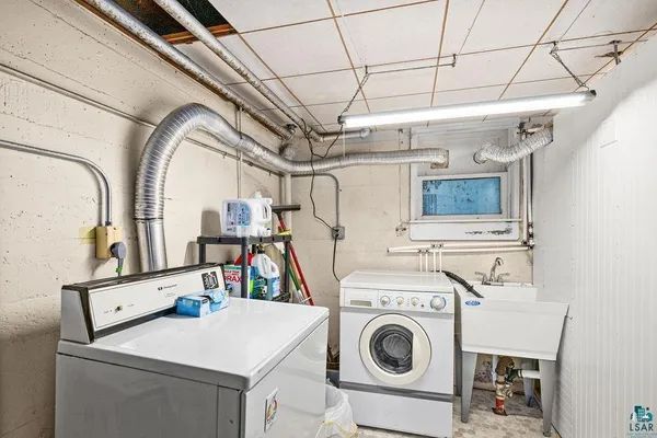 $249,900 | 1230 North 7th Avenue East, Duluth, MN 55805