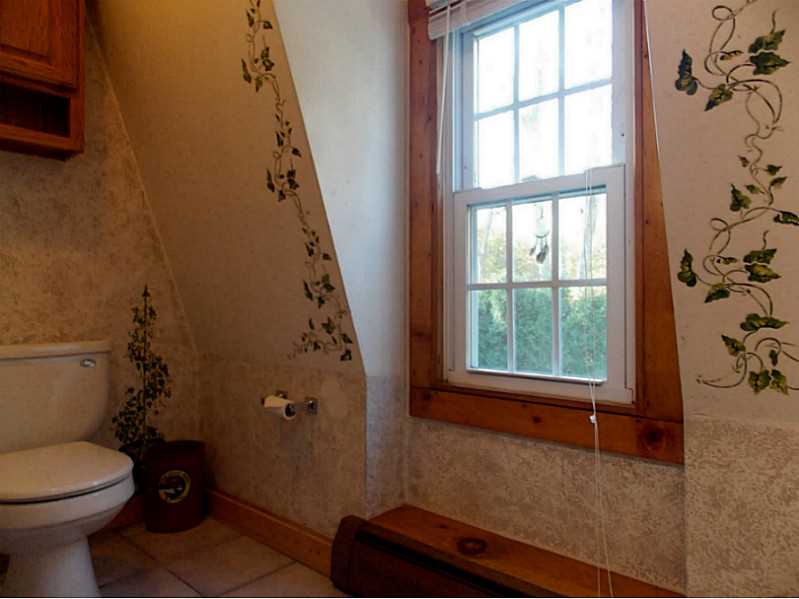 400 Cornell Road Westport, MA 02790 - Photo 13 of 16 Bathroom.