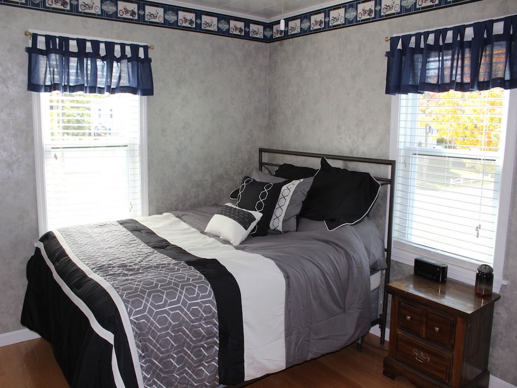 33 Robinson Road Nashua, NH 03060 - Photo 23 of 35 Gallery Image 23