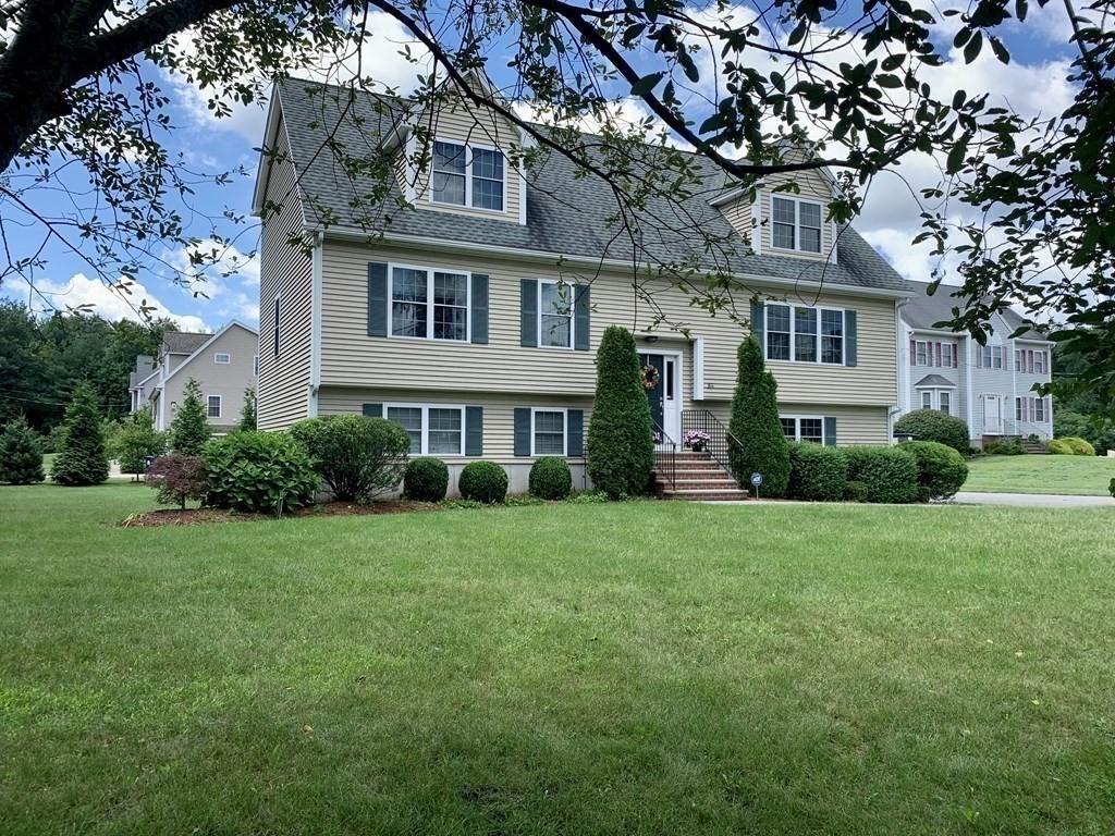 84 Mink Run Road Wilmington, MA 01887 - Photo 3 of 24 Gallery Image 3
