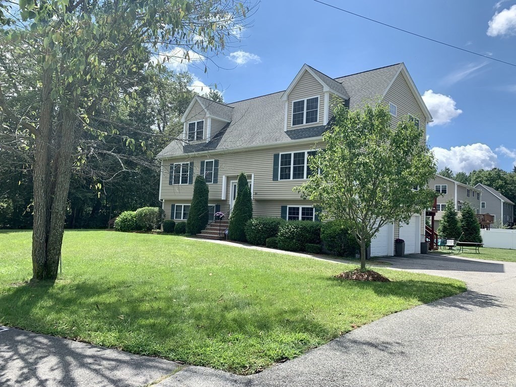 84 Mink Run Road Wilmington, MA 01887 - Photo 4 of 24 Gallery Image 4