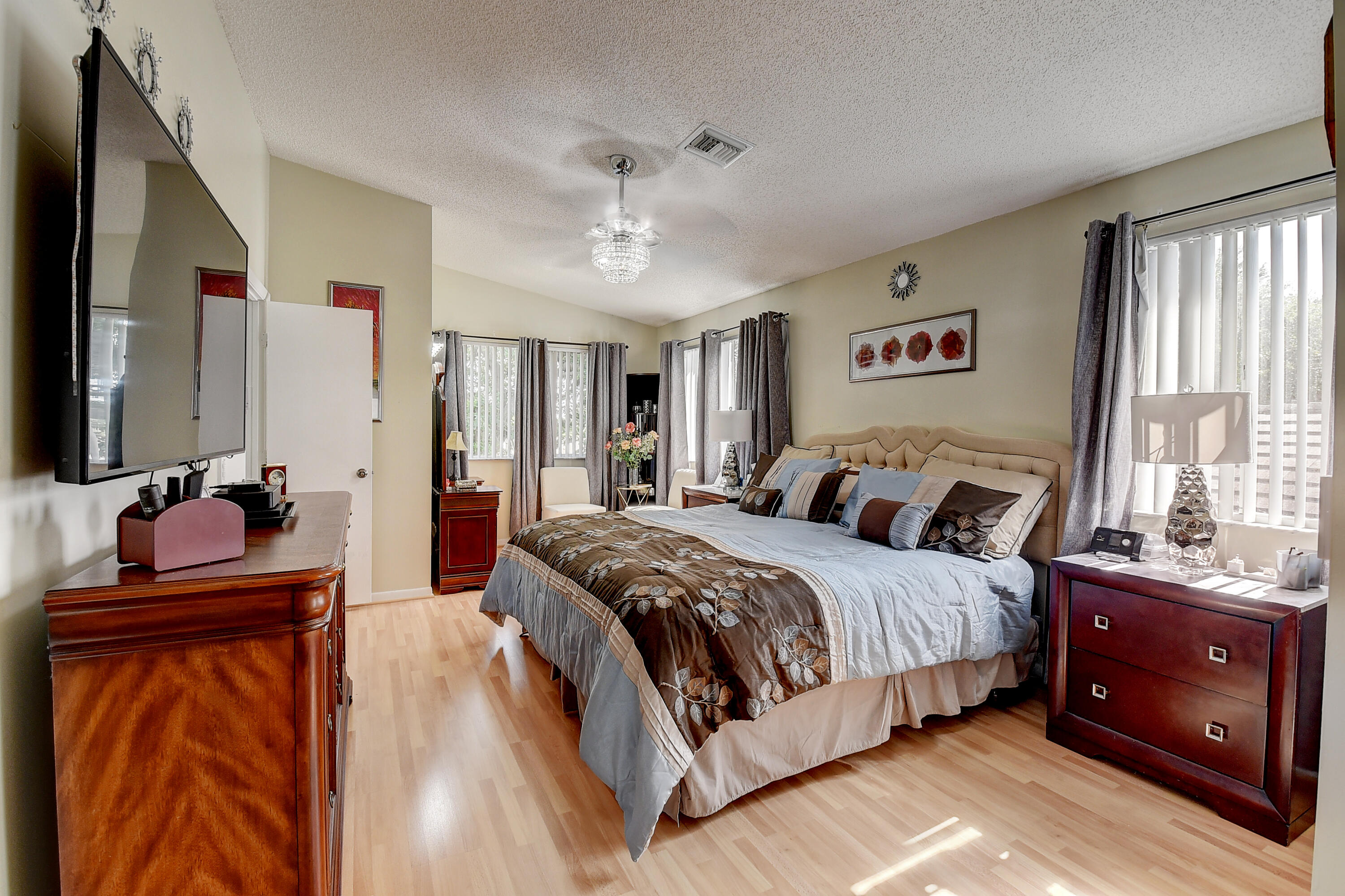 10631 Palm Spring Drive Boca Raton, FL 33428 - Photo 20 of 44 Master suite