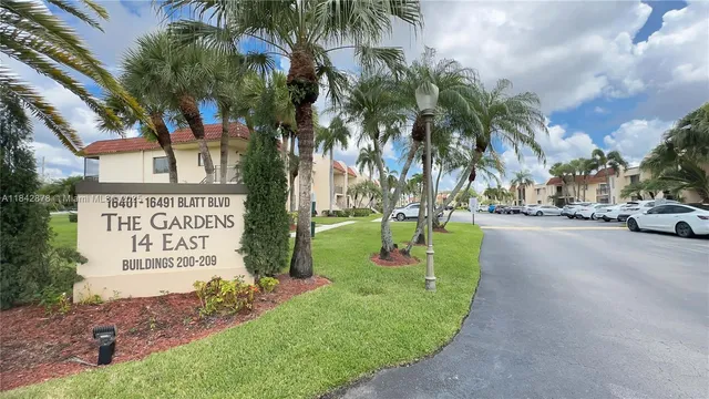 $359,999 | 16461 Blatt Boulevard, Unit 104, Weston, FL 33326