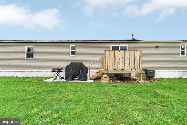 $78,000 | 94 Sherrill Drive, New Oxford, PA 17350