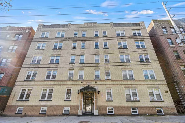$2,000 | 311 79th Street, Unit 26, North Bergen, NJ 07047