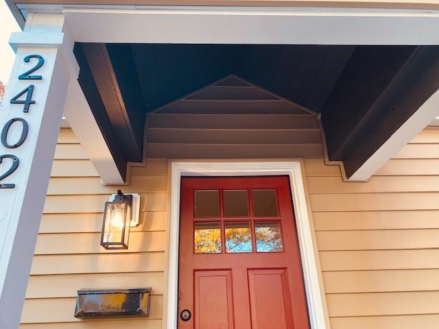 2402 Maple Street Columbus, IN 47201 - Photo 3 of 41 Gallery Image 3