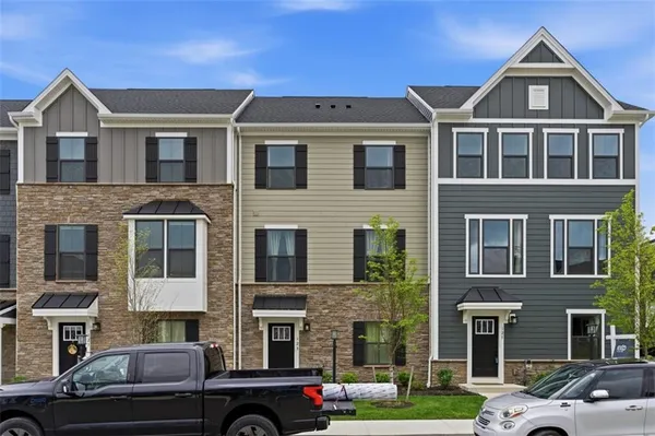 $3,300 | 123 Mossy Oak Drive, Coraopolis, PA 15108